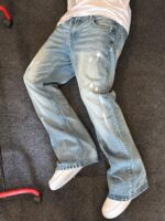 Grey Distressed Wide-Leg Jeans — 0035 - view 5