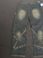 Star-Patch Distressed Jeans — 264 - view 3