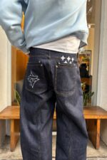Washed Wide-Leg Jeans — 313 - view 14