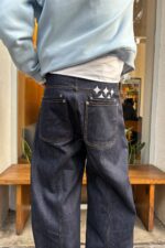 Washed Wide-Leg Jeans — 313 - view 16
